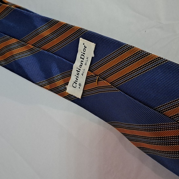 Vintage Christian Dior Tie. Italian Made. 100% Silk. Blue/Orange design. - Picture 1 of 7